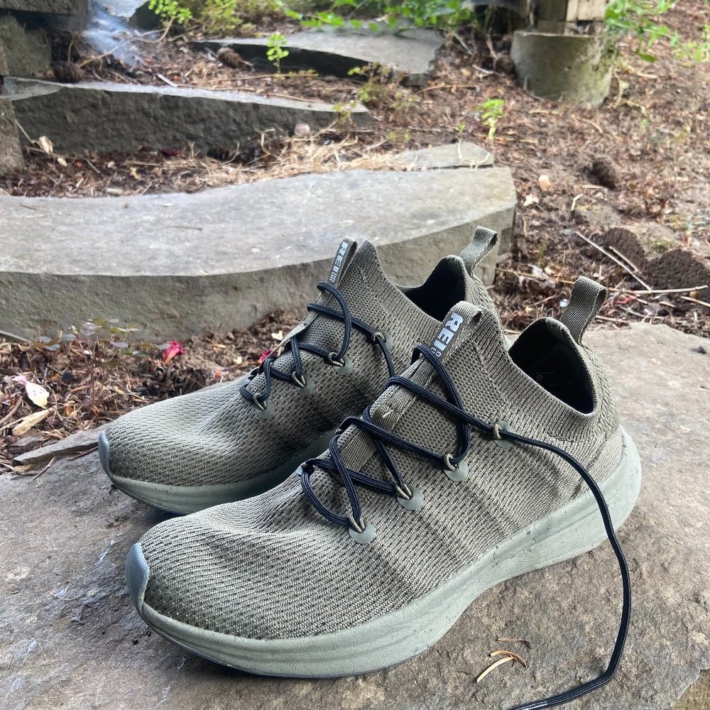 Women's REI Beyonder Shoes (LIKE NEW)